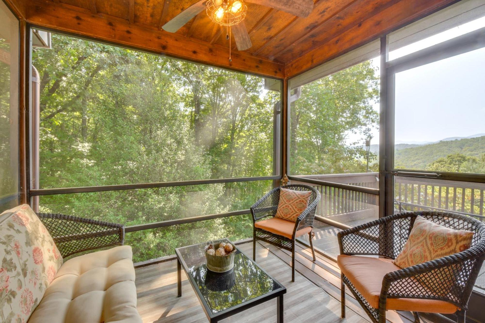 Mountain Cabin With Hot Tub And Fire Pit! Blairsville Exterior foto