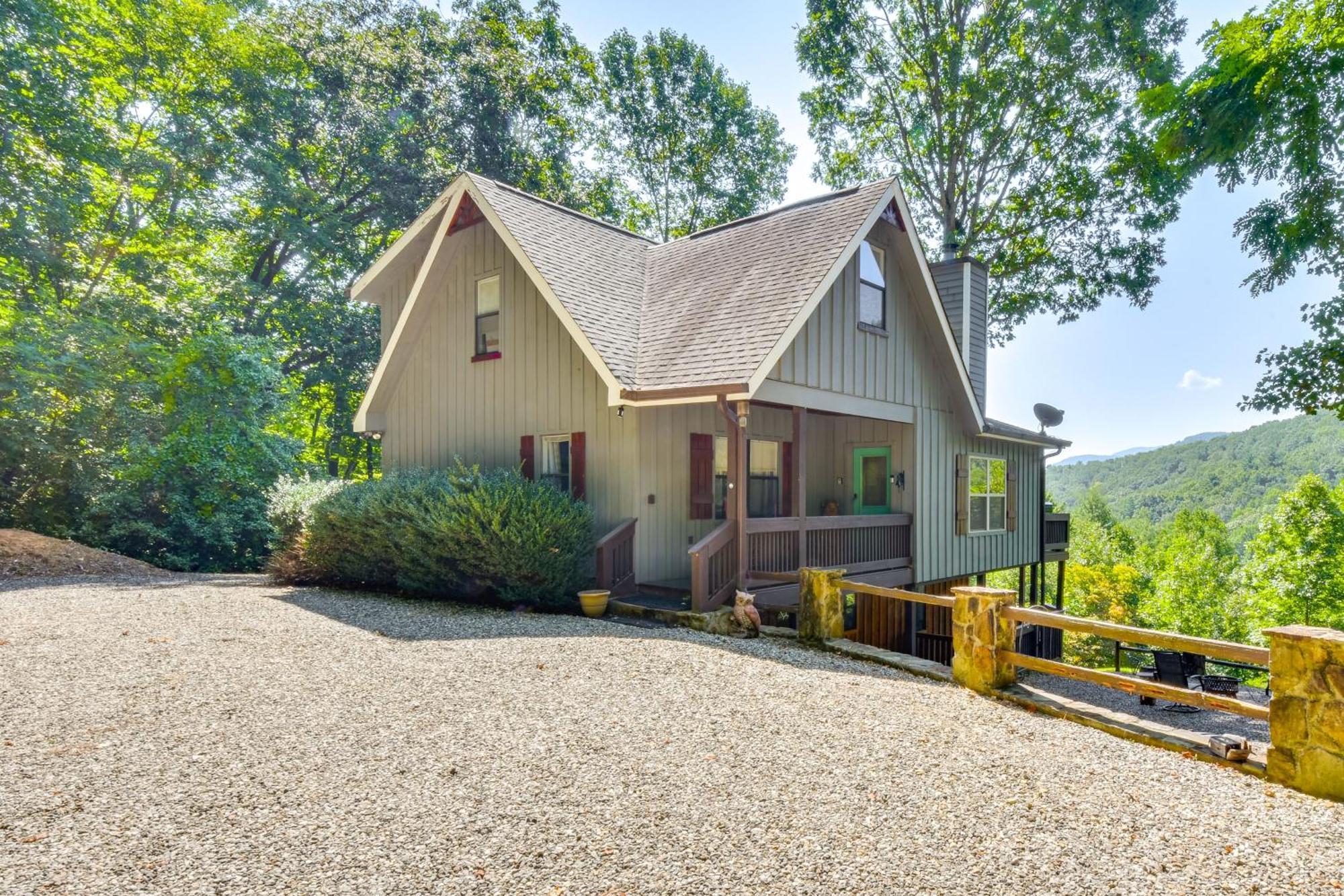 Mountain Cabin With Hot Tub And Fire Pit! Blairsville Exterior foto
